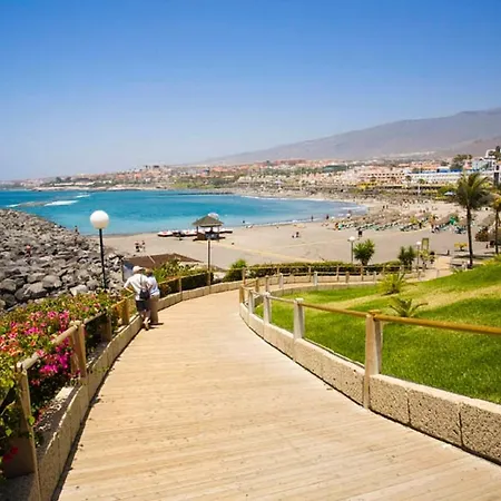512 By The Beach! 2 Bedroom, Wifi